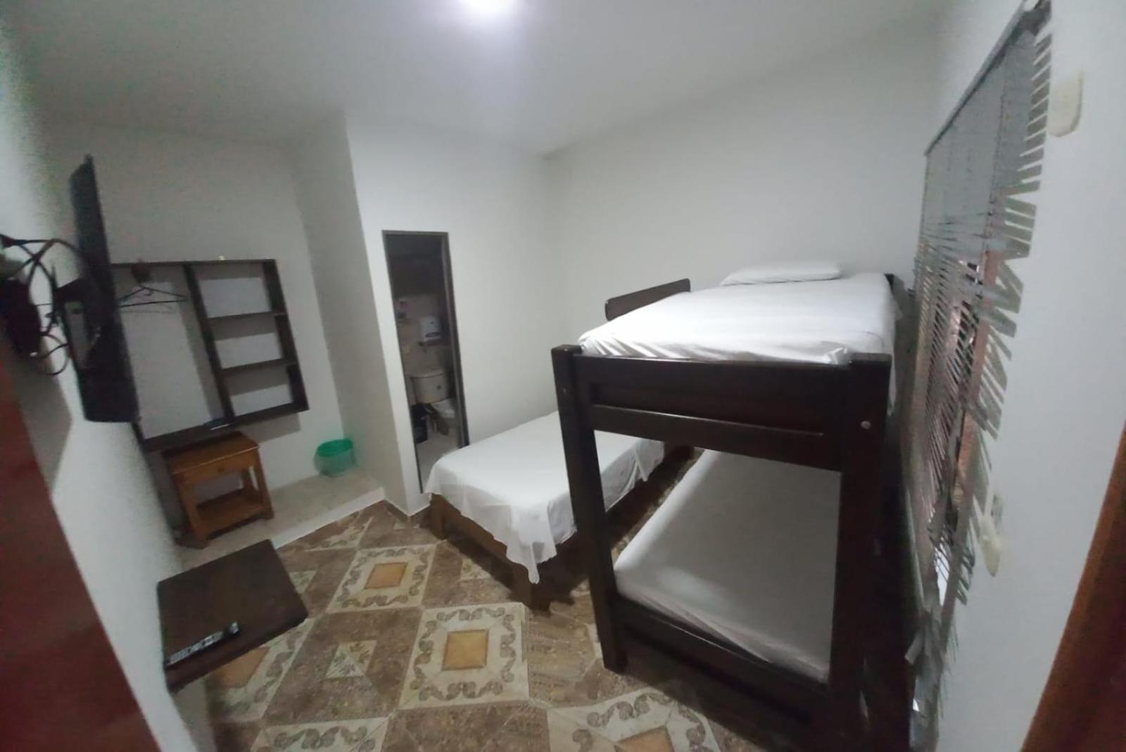 Hotel San Adolfo Карепа Экстерьер фото